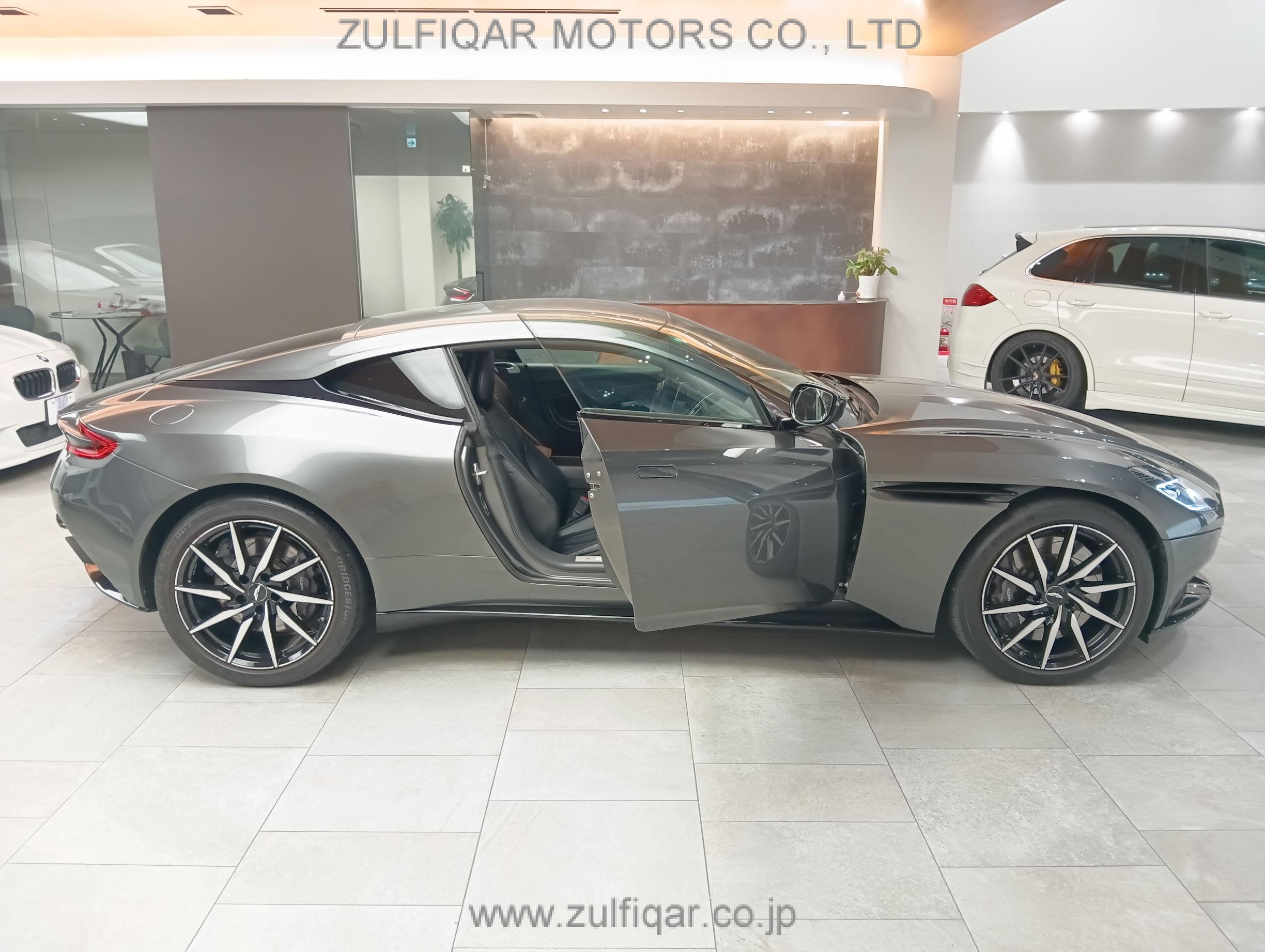 ASTON MARTIN DB11 2018 Image 5