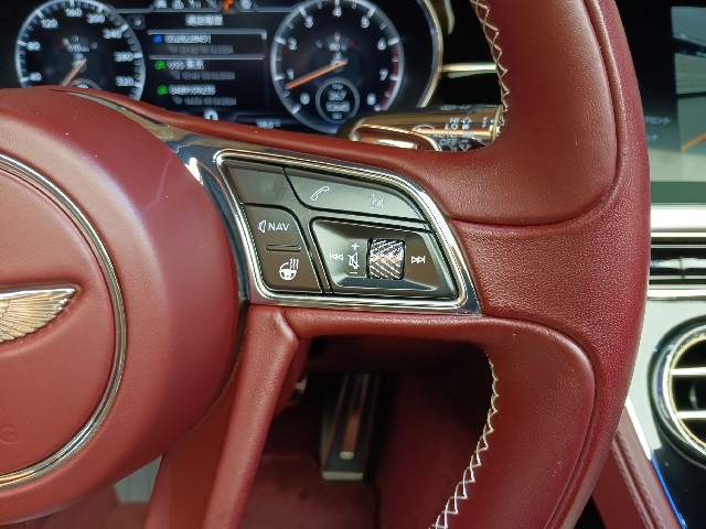 BENTLEY CONTINENTAL 2019 Image 43