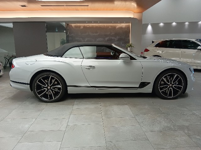 BENTLEY CONTINENTAL 2019 Image 56