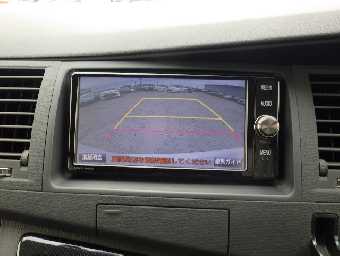 TOYOTA ISIS 2017 Image 11