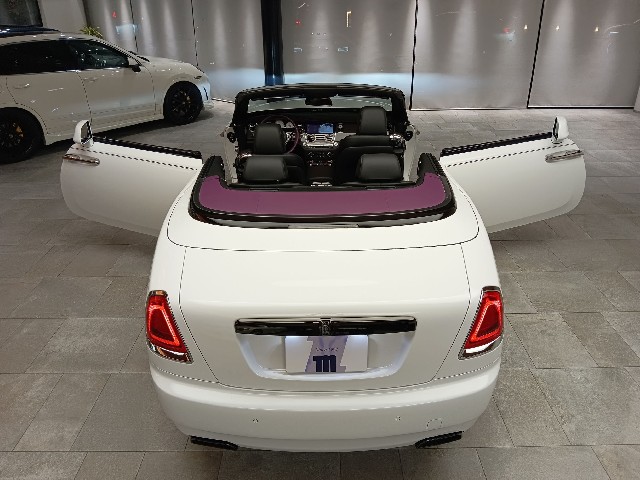 ROLLS ROYCE DAWN 2019 Image 22