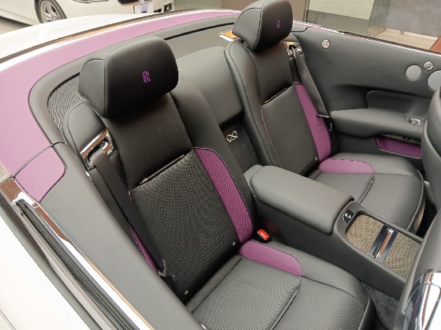 ROLLS ROYCE DAWN 2019 Image 39