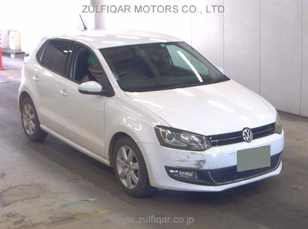 VOLKSWAGEN POLO 2014 Image 2