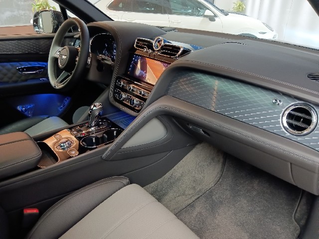 BENTLEY BENTAYGA 2021 Image 34