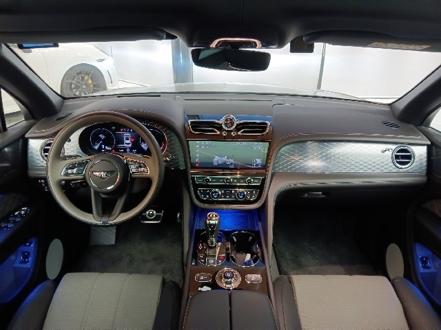 BENTLEY BENTAYGA 2021 Image 42