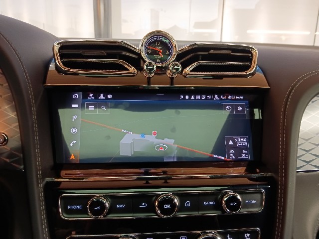 BENTLEY BENTAYGA 2021 Image 44