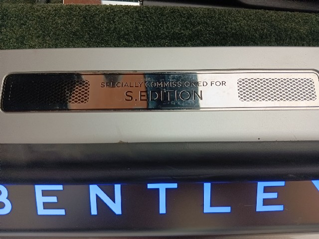 BENTLEY CONTINENTAL 2020 Image 29
