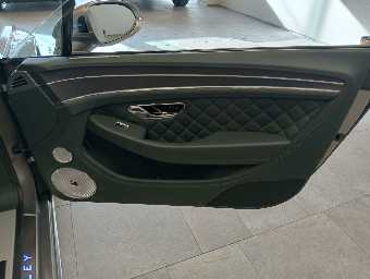 BENTLEY CONTINENTAL 2020 Image 32