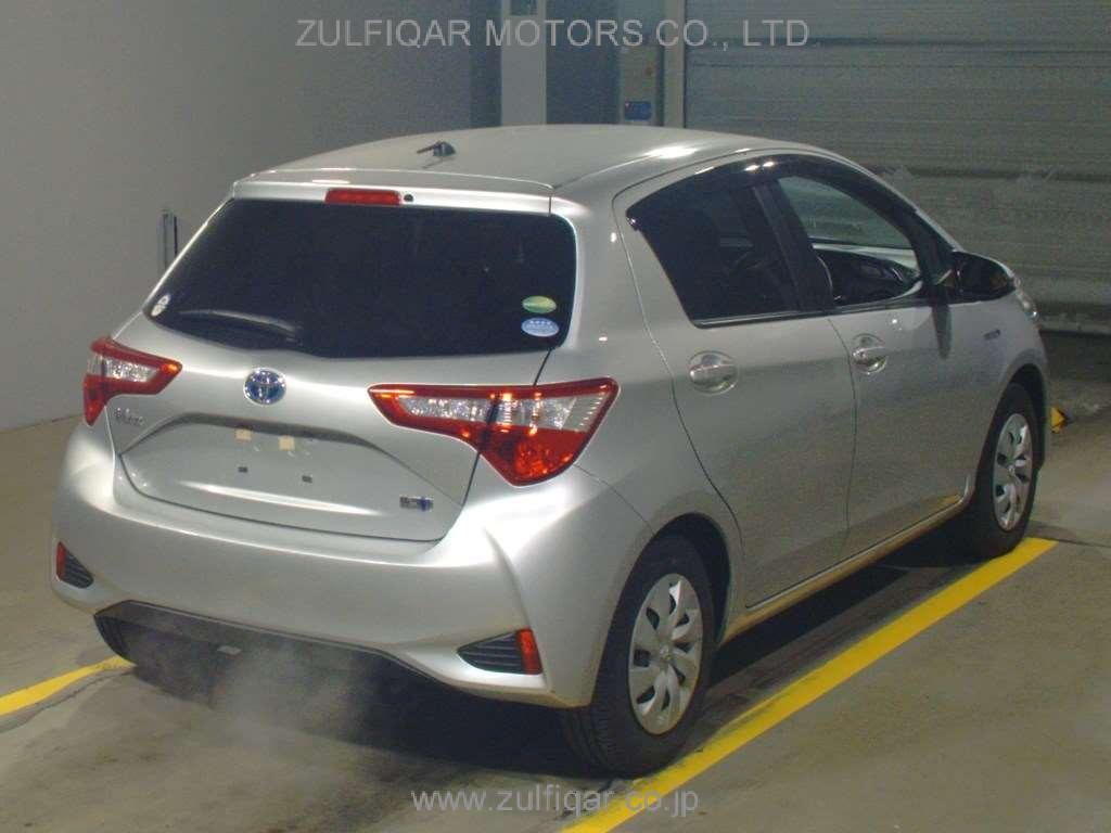 TOYOTA VITZ 2019 Image 2