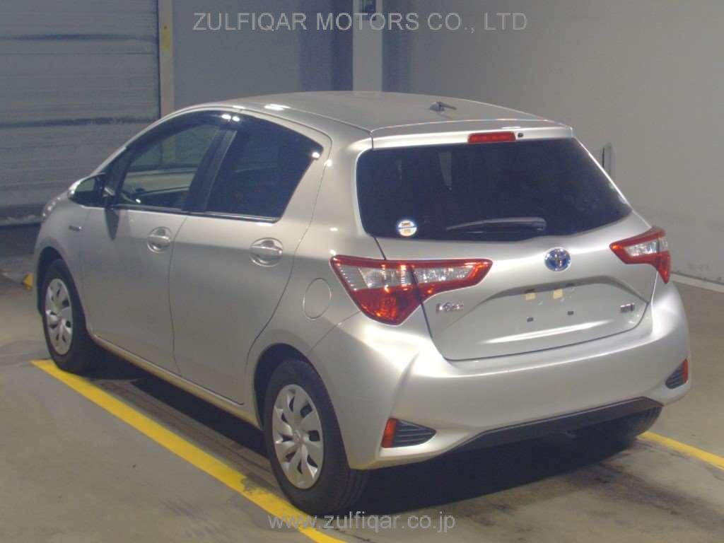 TOYOTA VITZ 2019 Image 4