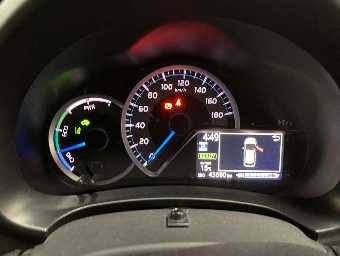 TOYOTA VITZ 2019 Image 8