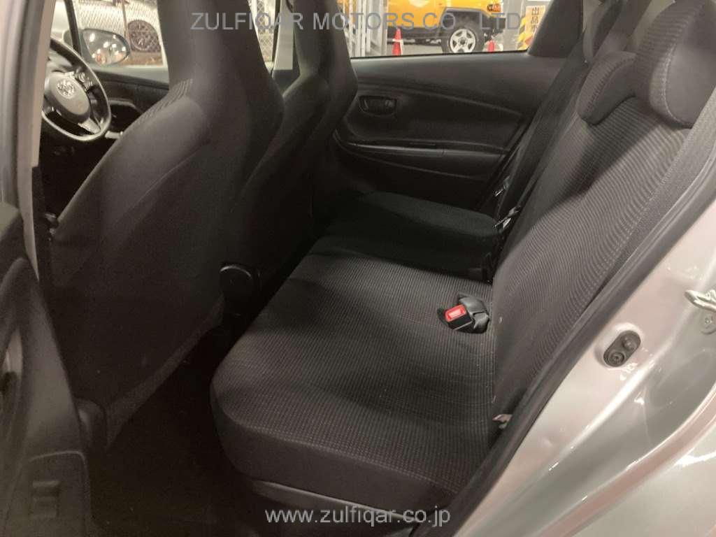 TOYOTA VITZ 2019 Image 10