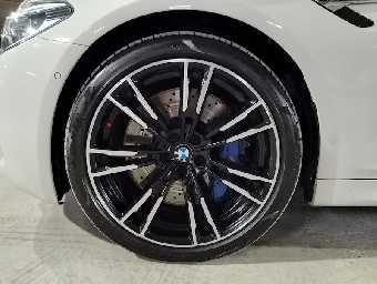 BMW M5 2019 Image 26