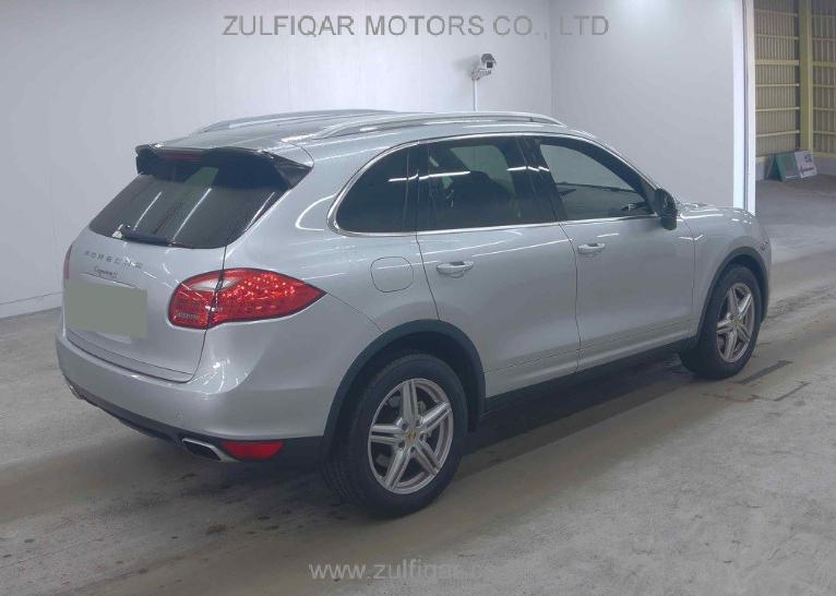 PORSCHE CAYENNE 2010 Image 4