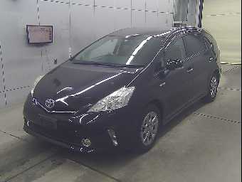 TOYOTA PRIUS ALPHA 2014 Image 1