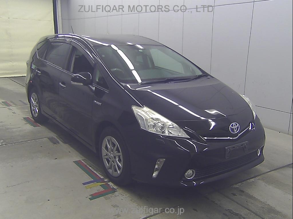 TOYOTA PRIUS ALPHA 2014 Image 4