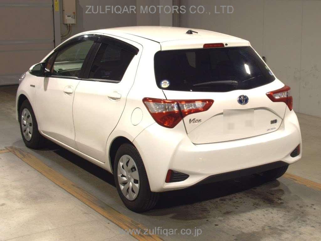 TOYOTA VITZ 2019 Image 4