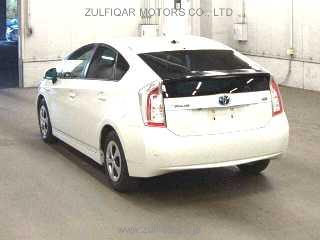 TOYOTA PRIUS 2014 Image 2