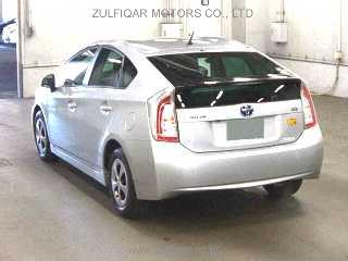 TOYOTA PRIUS 2015 Image 2