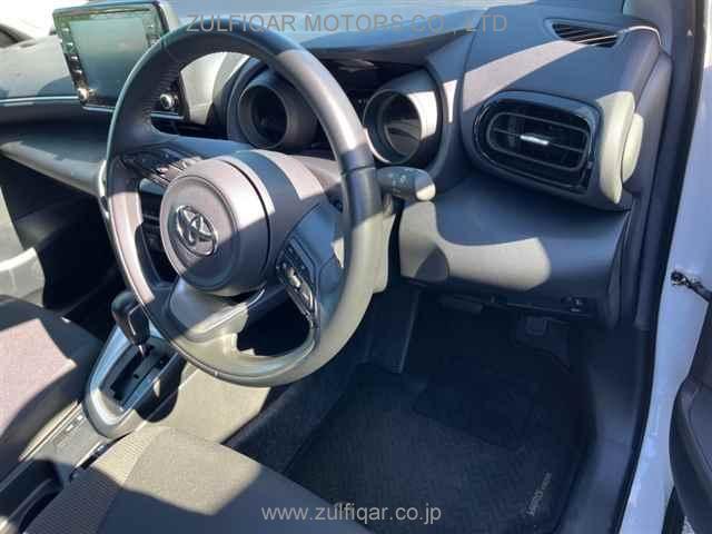 TOYOTA YARIS CROSS 2022 Image 3