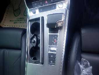 AUDI A6 2020 Image 13