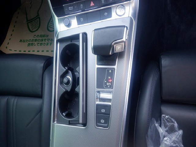 AUDI A6 2020 Image 19