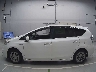 TOYOTA PRIUS ALPHA 2015 Image 4