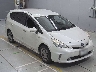 TOYOTA PRIUS ALPHA 2015 Image 5