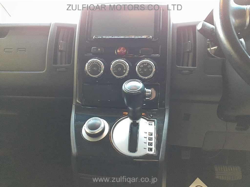 MITSUBISHI DELICA D:5 2017 Image 10