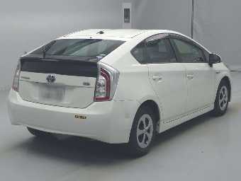 TOYOTA PRIUS 2012 Image 2