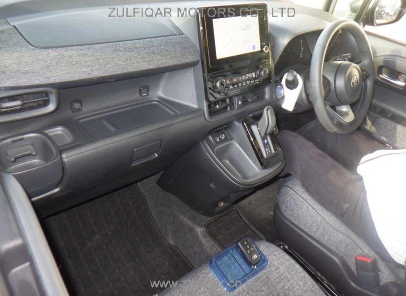 TOYOTA SIENTA 2023 Image 5
