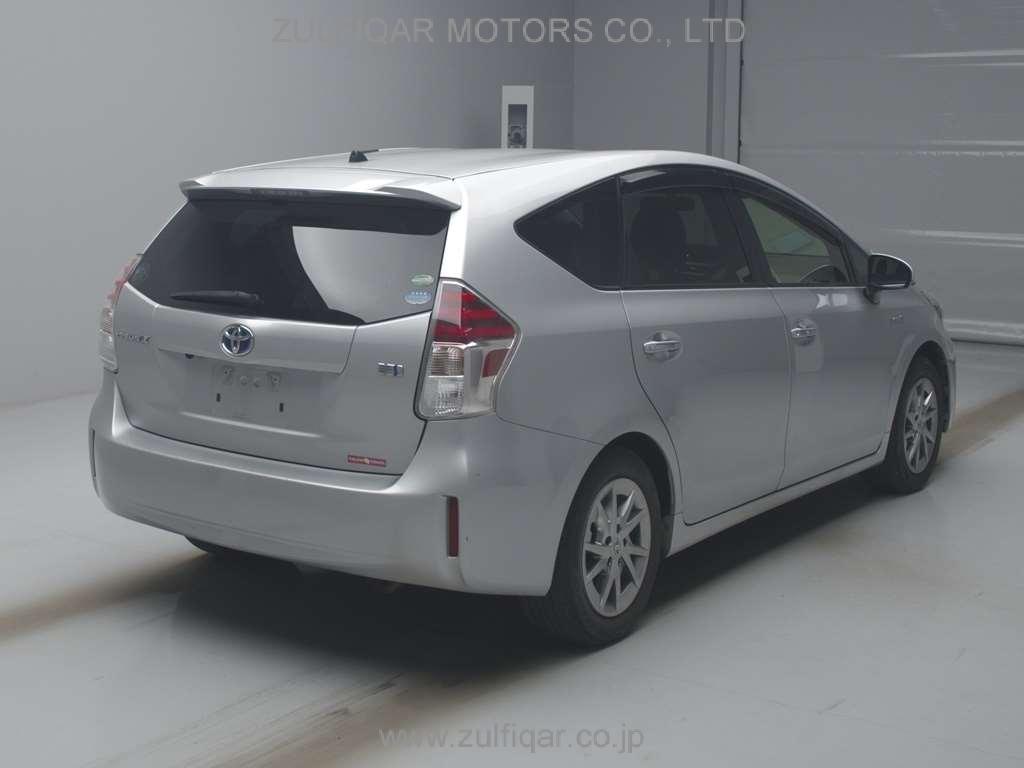 TOYOTA PRIUS ALPHA 2017 Image 2