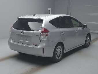 TOYOTA PRIUS ALPHA 2017 Image 2