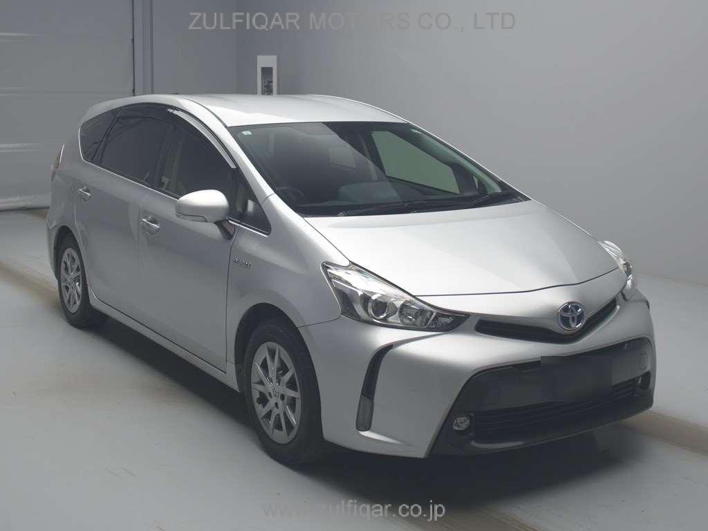 TOYOTA PRIUS ALPHA 2017 Image 3