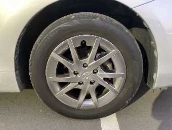TOYOTA PRIUS ALPHA 2017 Image 10