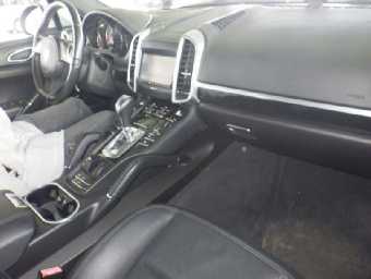 PORSCHE CAYENNE 2010 Image 5