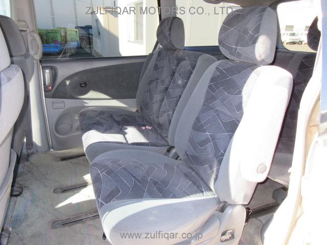 TOYOTA ESTIMA 2000 Image 11
