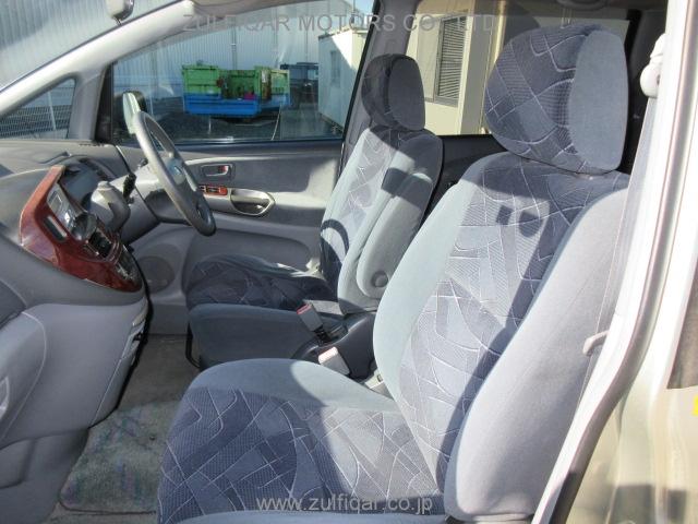 TOYOTA ESTIMA 2000 Image 12