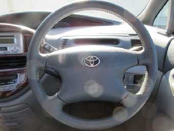 TOYOTA ESTIMA 2000 Image 15