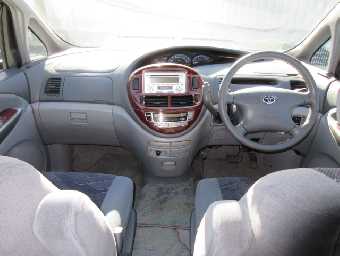 TOYOTA ESTIMA 2000 Image 7