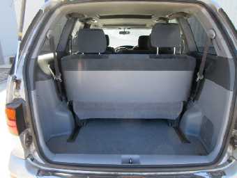 TOYOTA ESTIMA 2000 Image 10