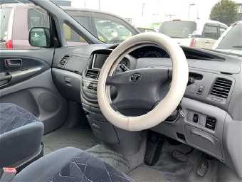 TOYOTA ESTIMA 2000 Image 7
