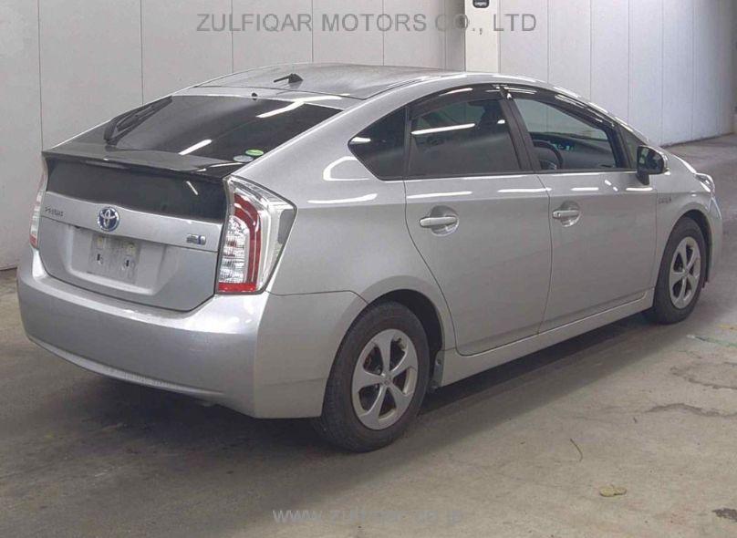 TOYOTA PRIUS 2014 Image 4