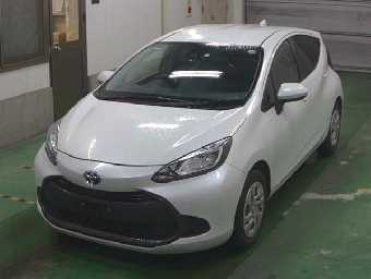 TOYOTA AQUA 2021 Image 1