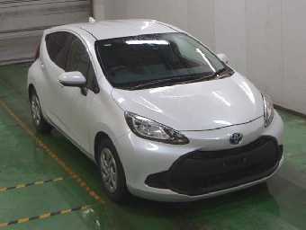 TOYOTA AQUA 2021 Image 6