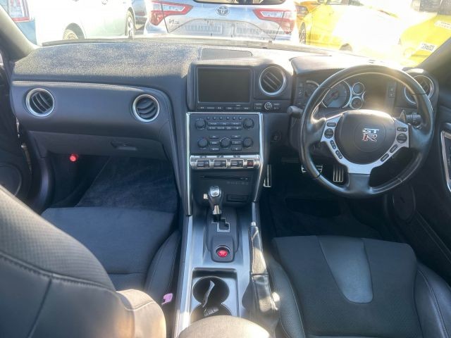 NISSAN GT-R 2008 Image 20