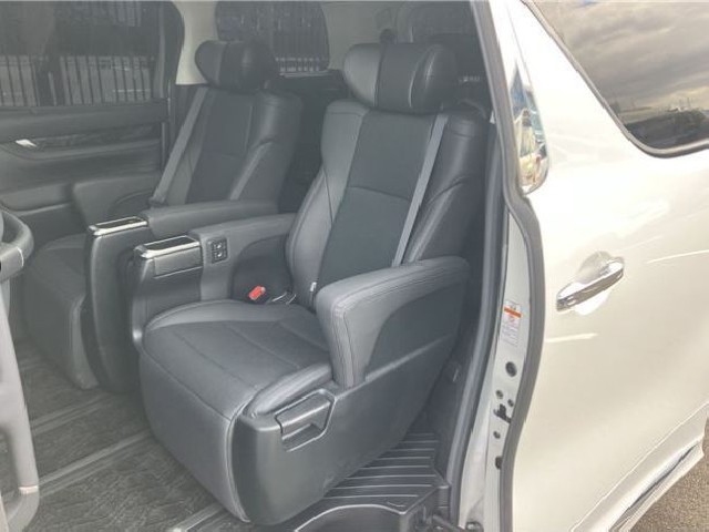 TOYOTA ALPHARD 2020 Image 21