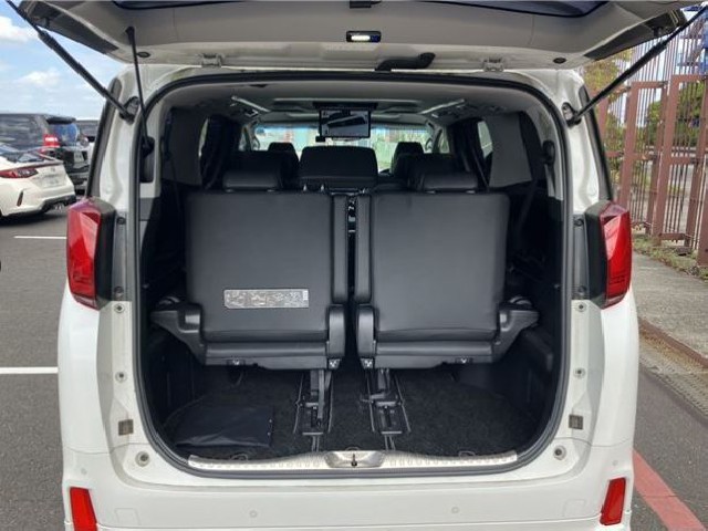 TOYOTA ALPHARD 2020 Image 23