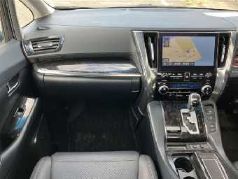 TOYOTA ALPHARD 2020 Image 21