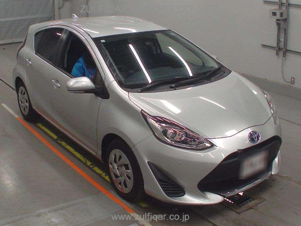 TOYOTA AQUA 2021 Image 5